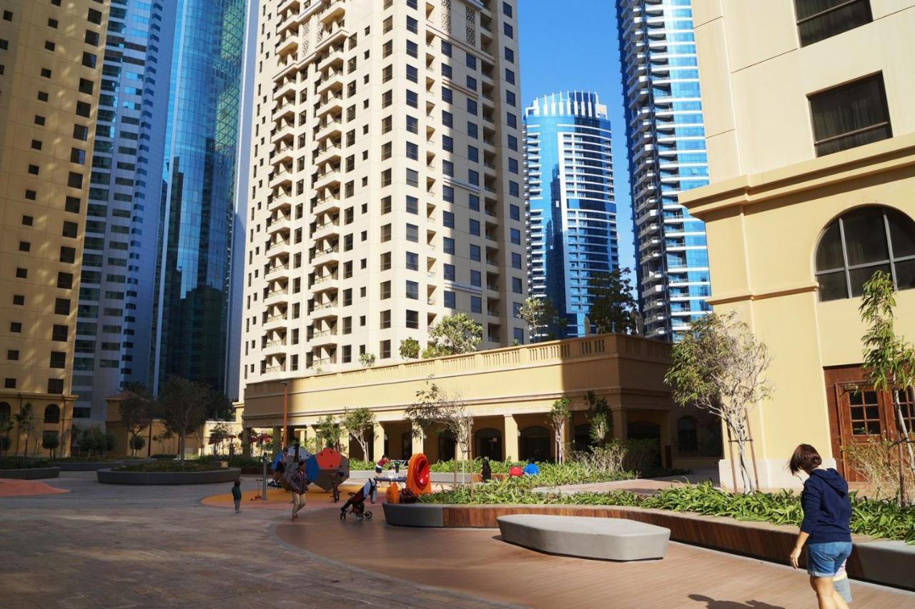 Hostel Neyar Beach Vibes - The Penthouse Dubaj Exteriér fotografie