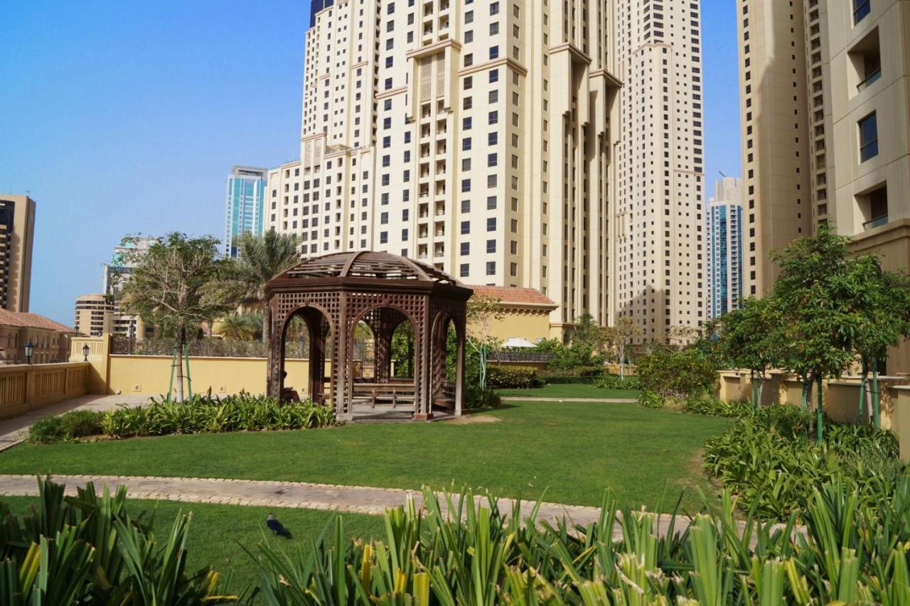 Hostel Neyar Beach Vibes - The Penthouse Dubaj Exteriér fotografie
