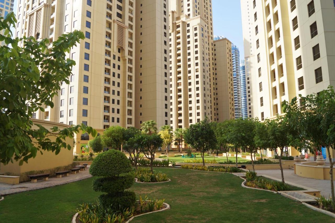 Hostel Neyar Beach Vibes - The Penthouse Dubaj Exteriér fotografie