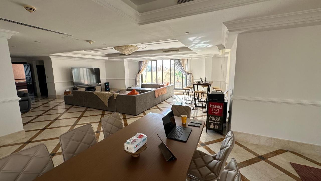 Hostel Neyar Beach Vibes - The Penthouse Dubaj Exteriér fotografie