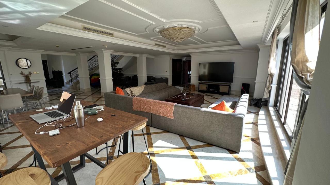 Hostel Neyar Beach Vibes - The Penthouse Dubaj Exteriér fotografie